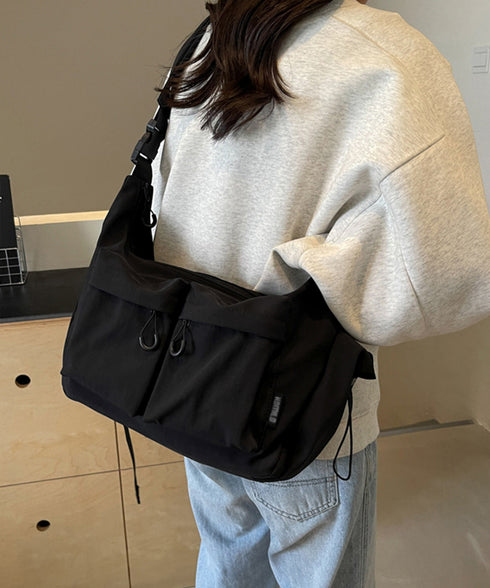 マルチポケットショルダーバッグナイロン鞄 多収納肩掛けバッグレディース ポケット多い 韓国風軽量バッグおしゃれ メッセンジャーバッグ 通学バッグ学生斜め掛けバッグ 84HBJP-008