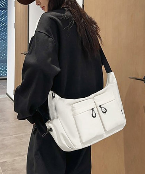 マルチポケットショルダーバッグナイロン鞄 多収納肩掛けバッグレディース ポケット多い 韓国風軽量バッグおしゃれ メッセンジャーバッグ 通学バッグ学生斜め掛けバッグ 84HBJP-008