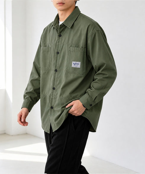 ワンポイントロゴシャツ長袖 メンズ春秋服 カジュアルシャツ無地 ヴィンテージ風ゆったりポケット付きライトアウター 韓国風トップスおしゃれ アメカジシャツ体型カバー 84JIQI-007
