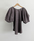 パフスリーブ ブラウス 半袖 レディース ぽわん袖 フェミニントップス ゆったり サイドスリット ラウンドネックプルオーバー 無地 オフィスカジュアル 体型カバー 84KAILI-002