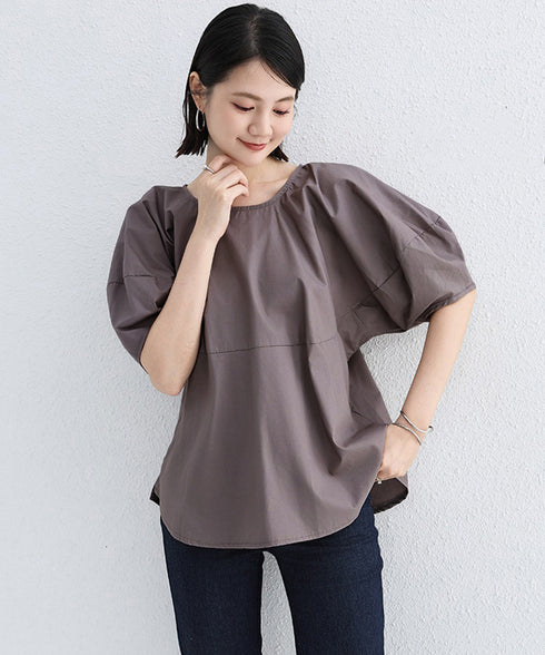 パフスリーブ ブラウス 半袖 レディース ぽわん袖 フェミニントップス ゆったり サイドスリット ラウンドネックプルオーバー 無地 オフィスカジュアル 体型カバー 84KAILI-002