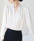 サテン風シャツブラウス Vネックトップス レディース オフィス とろみシャツ 入学式 卒業式 上品ブラウス 20代30代40代 通勤服長袖 ビジネスブラウス 白 84LIUJIE-005