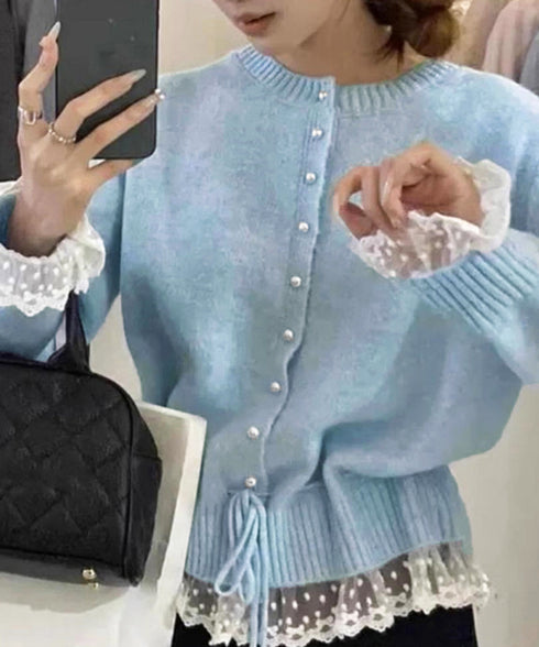 レース切り替えニットカーディガン長袖秋冬 レディース クルーネックニット フェミニンニットトップス パール調ボタン 大人かわいいレイヤード風セーターウエストリボン 84MEIRJ-022