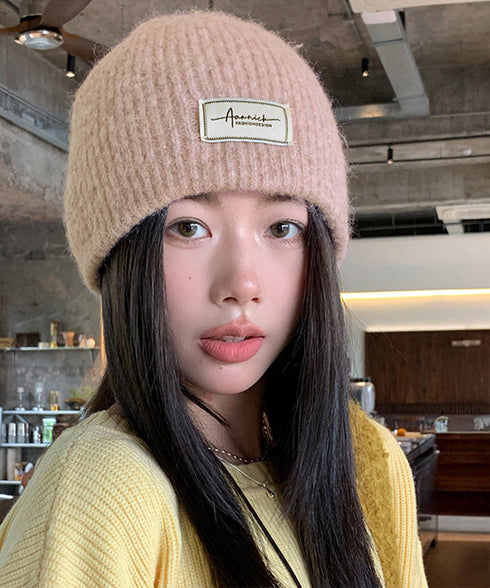 ロゴニット帽子レディース ニットキャップ おしゃれ リブニットビーニー ワンポイント秋冬帽子 防風防寒 小顔ぼうし あったか 韓国風 お出掛け防寒グッズワッチ帽子 84RUINENG-001