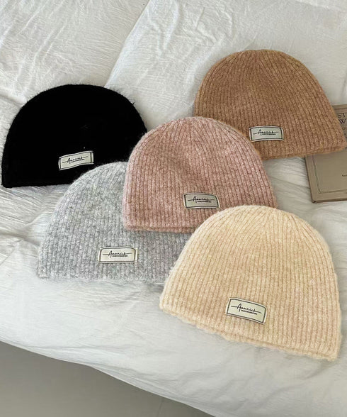 ロゴニット帽子レディース ニットキャップ おしゃれ リブニットビーニー ワンポイント秋冬帽子 防風防寒 小顔ぼうし あったか 韓国風 お出掛け防寒グッズワッチ帽子 84RUINENG-001