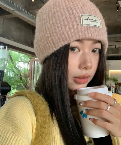 ロゴニット帽子レディース ニットキャップ おしゃれ リブニットビーニー ワンポイント秋冬帽子 防風防寒 小顔ぼうし あったか 韓国風 お出掛け防寒グッズワッチ帽子 84RUINENG-001