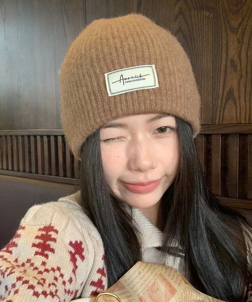 ロゴニット帽子レディース ニットキャップ おしゃれ リブニットビーニー ワンポイント秋冬帽子 防風防寒 小顔ぼうし あったか 韓国風 お出掛け防寒グッズワッチ帽子 84RUINENG-001