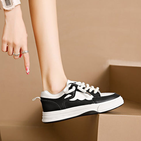 厚底スニーカー レディース ローカット 履きやすいシューズ 通勤通学 韓国ファッション おしゃれ 美脚スニーカー レースアップ カジュアルPUレザー 可愛い太紐 84TONGT-004