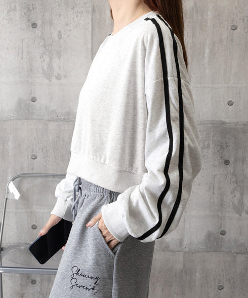 サイドライン スウェットシャツショート丈 レディース 袖ライントレーナー 薄手長袖プルオーバー 体型カバー韓国風 カジュアル 着やせトップス クルーネック 春秋服 84WANJIA-029