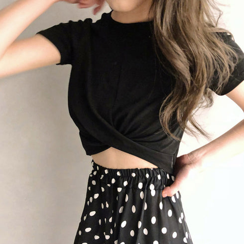 セクシーチビt ショート丈tシャツ 韓国 へそ出しtシャツ 半袖レディース おしゃれ オルチャン ストリート へそ見せ夏服 肌見せトップス 着やせ短い丈カットソー 84YKD-001