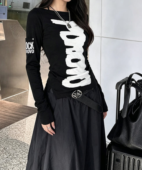 英字ロゴTシャツ オフショルダートップス 前後2way肩出しtシャツ長袖 レディース イラストtシャツ ブラッシュプリントトップス韓国風 ストリートガーリーY2K 84YYXC-001