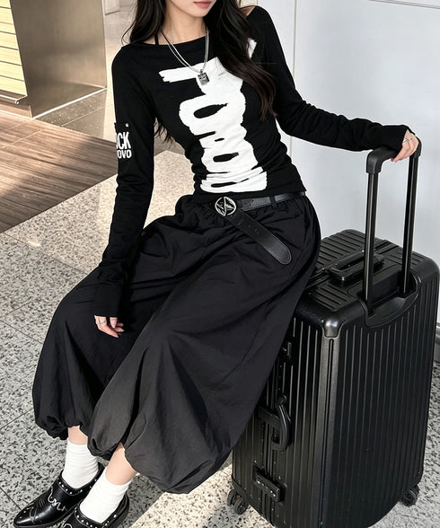 英字ロゴTシャツ オフショルダートップス 前後2way肩出しtシャツ長袖 レディース イラストtシャツ ブラッシュプリントトップス韓国風 ストリートガーリーY2K 84YYXC-001
