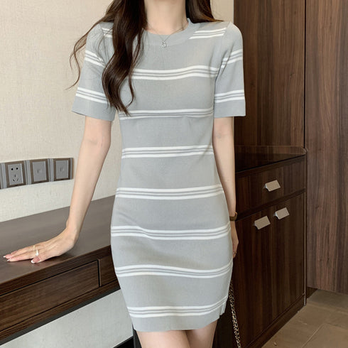 サマーニットワンピース ボーダー柄 韓国 レディース ラウンドネック タイトワンピース カジュアル 普段使い チュニックワンピ 春夏 ショート丈セクシーワンピース 85YN-900465
