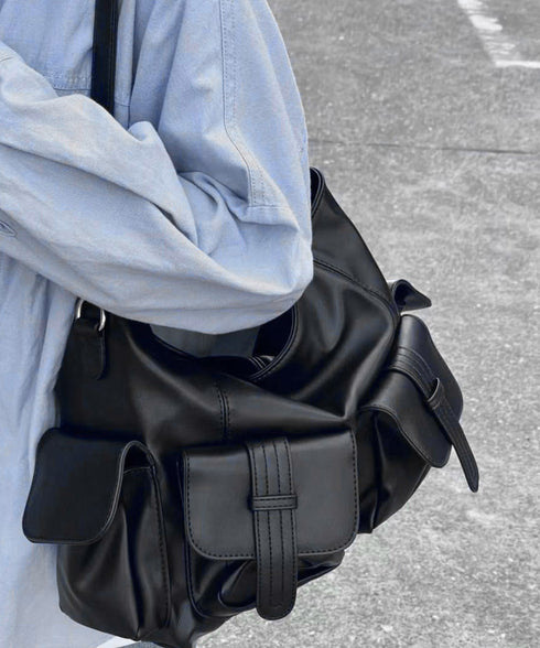 マルチポケットショルダーバッグ 斜めがけ 大容量メッセンジャーバッグ フェイクレザー ビッグクロスバッグ おしゃれ大きめハンドバッグ 肩掛けカバン グランジバッグ 86BILIN-001