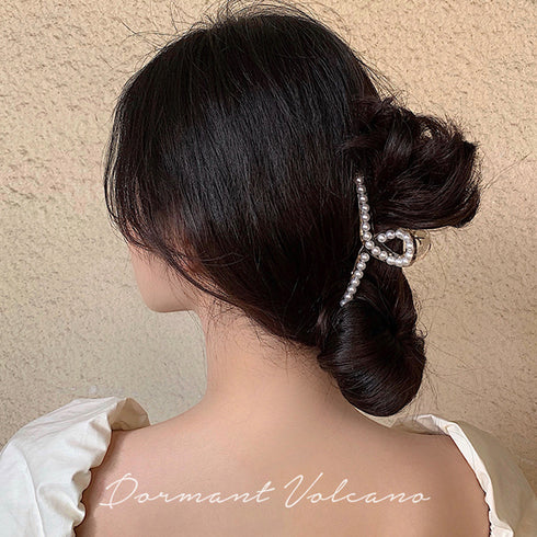 バンスクリップ 可愛い ヘアクリップ バンスクリップ 可愛い ヘアクリップ ヘアアクセサリー おしゃれ 髪飾り フェイクパール ワニクリップ 大きめ 86HXIAN-001