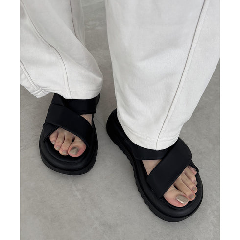 厚底サンダル レディースフラットサンダル 軽量おしゃれ サマーサンダル 夏海 履きやすい カジュアルシューズ オルチャン 歩きやすいクロスベルトサンダル 美脚韓国 86JIANL-033