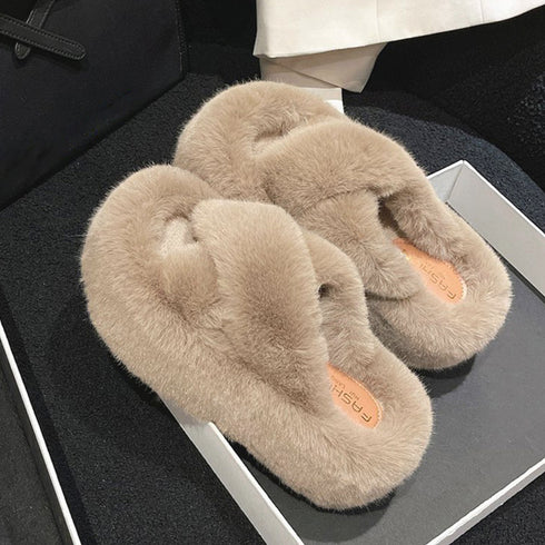 ファーサンダル 厚底 韓国ファースリッパ もこもこ あったか フラットシューズ 歩きやすい レディース フェイクファーサンダル ふわふわ ルームシューズ 疲れない 86JIANL-040