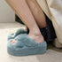 ファーサンダル 厚底 韓国ファースリッパ もこもこ あったか フラットシューズ 歩きやすい レディース フェイクファーサンダル ふわふわ ルームシューズ 疲れない 86JIANL-040