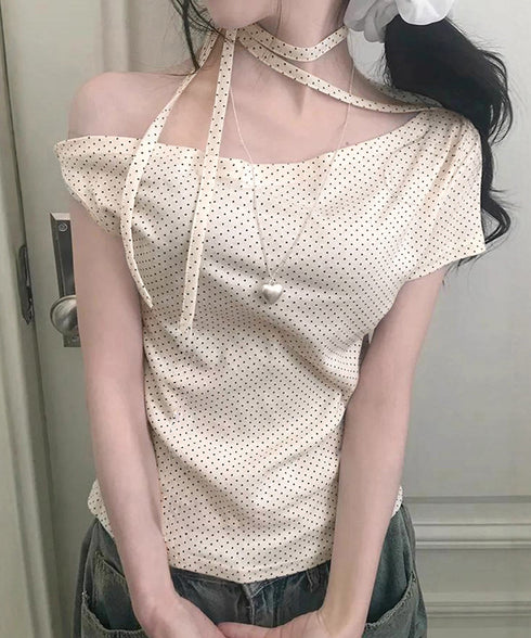 ドット柄tシャツオフショルダートップス夏 チョーカートップス半袖Tシャツレディースおしゃれtシャツアシンメトリー 可愛いリボンタイトップス韓国風セクシーカットソー 86LHHHY-001
