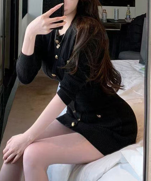 ミニニットワンピース ゴールドボタン上品 レディース セクシーリブミニワンピ膝上丈 タイトワンピースウエストマーク クールネック セータードレスパーティー 韓国風 86LJIAR-001