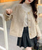 ノーカラーファージャケットゴールドボタン レディース ボアブルゾン フェミニン 上品中綿ジャケット ふわふわショートアウターもこもこ 高見え防寒アウターエレガント 86LKUSA-001
