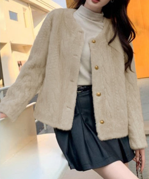 ノーカラーファージャケットゴールドボタン レディース ボアブルゾン フェミニン 上品中綿ジャケット ふわふわショートアウターもこもこ 高見え防寒アウターエレガント 86LKUSA-001