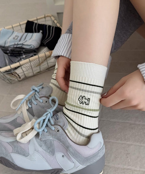 リブソックス レディース ミドル丈 靴下 刺しゅう ワンポイント靴下 大人可愛いボーダーソックス カジュアルミドルソックス 蒸れにくい 綿混ルームソックスおしゃれ 86LRRAN-001