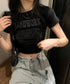 クロップド丈ロゴチビTシャツカットソー夏 英字プリントtシャツレディース半袖 へそ出しトップス韓国風 カジュアルミニタイトTシャツ細見え着やせ レトロカレッジ夏服 86LSBLI-001