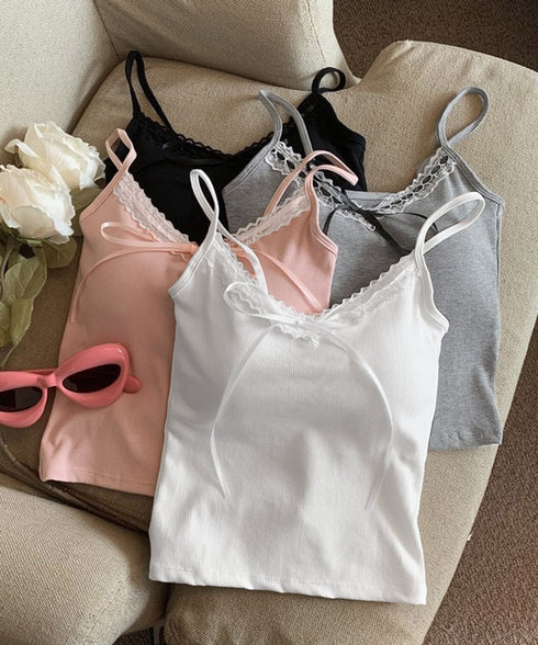 カップ付きキャミソールレーストリムキャミ レディース フロントリボンリブキャミ 着回し肌着 フィット ブラトップ おしゃれインナートップス フェミニン ブラキャミ 86MXUANBN-005