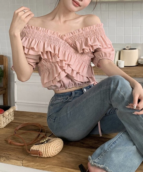 フリルブラウス シャーリングブラウス半袖 大人可愛い マルチウェイ 2WAY オフショルトップス フェミニン ショート丈ブラウス  韓国風 Vネックトップス 無地 86SIYOULI-001