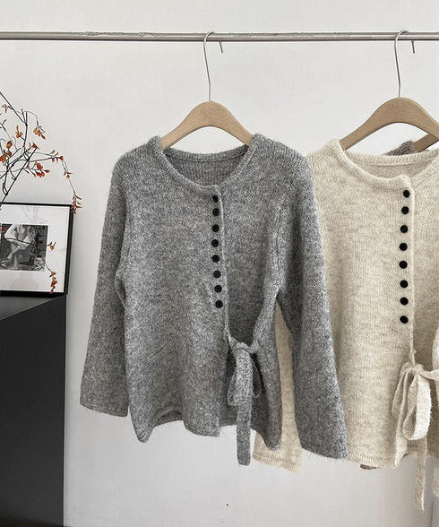 サイドリボンニットトップスボタンデザイン 長袖ニットセーター レディース 韓国風 大人可愛いニットカーディガン ベーシック 大人カジュアル 着やせ秋冬服 おしゃれ 86SXH-002