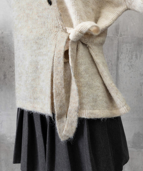 サイドリボンニットトップスボタンデザイン 長袖ニットセーター レディース 韓国風 大人可愛いニットカーディガン ベーシック 大人カジュアル 着やせ秋冬服 おしゃれ 86SXH-002