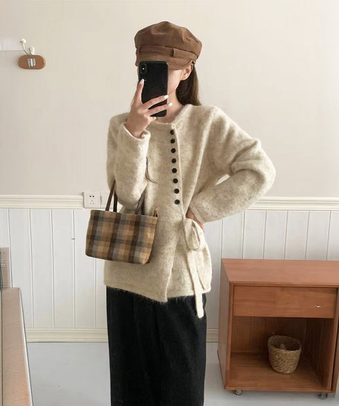 サイドリボンニットトップスボタンデザイン 長袖ニットセーター レディース 韓国風 大人可愛いニットカーディガン ベーシック 大人カジュアル 着やせ秋冬服 おしゃれ 86SXH-002