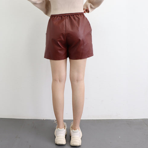 フェイクレザーショートパンツ 細見え PUレザーパンツ ハイウエスト 春秋冬 ショーパン らくちん 裾広 ポケット付き キュロット 美脚シルエット ボトムス 86XANYT-028