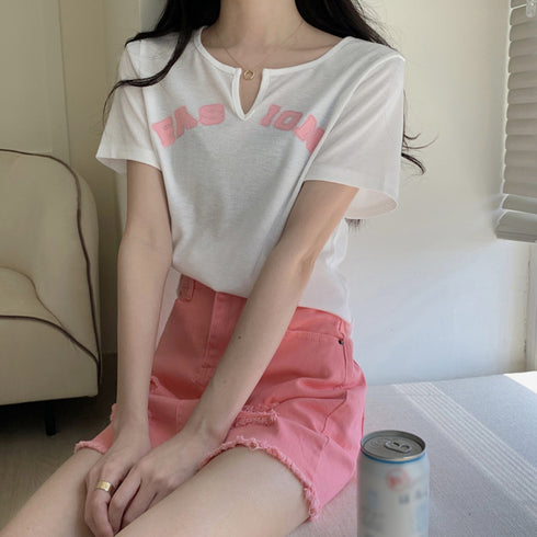 サマー ニットtシャツ レディース 韓国 Vネックトップス 半袖 カットソー ロゴt ショート丈 薄手 ニットトップス夏服 かわいい Tシャツ おしゃれ お洒落 86XANYT-052