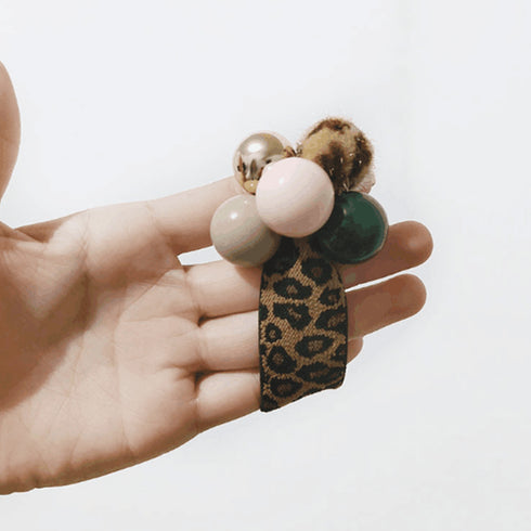 レオパード 新作 ヘアゴム 大人っぽい レオパード 新作 ヘアゴム 大人っぽい ヒョウ柄 ブレスレット ゴム ヘアゴム ファー 髪留め ゴム ヘアゴム 86XIAJI-009