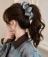 バナナクリップ ビッグリボンヘアクリップ 上品サテンリボンヘアアクセサリー 大人可愛い華やか髪留めバレエコア きれいめまとめ髪大人フェミニンしっかり留まるクリップ 87XIANING-001