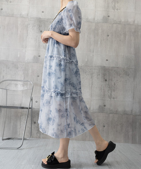 ティアードロングワンピースレディース夏服 大人可愛いシャーリングワンピース 着やせ 花柄シフォンワンピース 体型カバー スクエアネック 半袖リゾートワンピース旅行 87GUJI-001