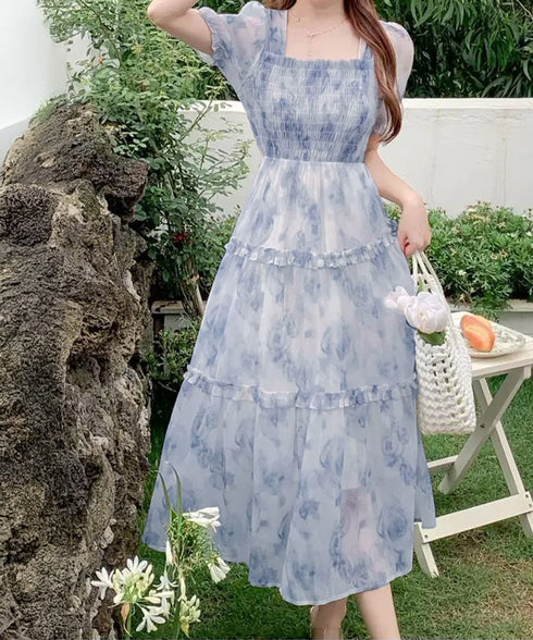 ティアードロングワンピースレディース夏服 大人可愛いシャーリングワンピース 着やせ 花柄シフォンワンピース 体型カバー スクエアネック 半袖リゾートワンピース旅行 87GUJI-001
