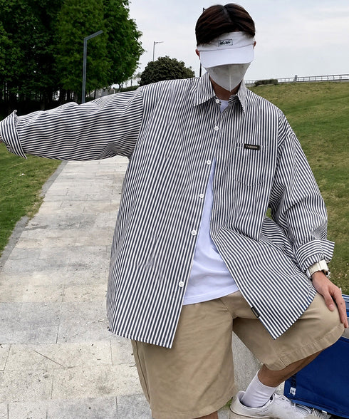 ストライプ柄長袖シャツメンズトップス春秋 ゆったり カジュアルシャツ胸ポケット付き 着回し男性服 縦縞襟付きシャツストリートおしゃれ羽織り 重ね着ライトアウター 87MP-011