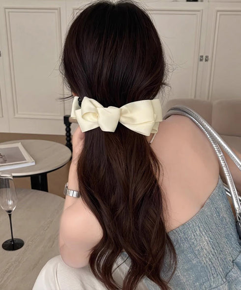 バナナクリップ ビッグリボンヘアクリップ 上品サテンリボンヘアアクセサリー 大人可愛い華やか髪留めバレエコア きれいめまとめ髪大人フェミニンしっかり留まるクリップ 87XIANING-001