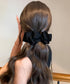 バナナクリップ ビッグリボンヘアクリップ 上品サテンリボンヘアアクセサリー 大人可愛い華やか髪留めバレエコア きれいめまとめ髪大人フェミニンしっかり留まるクリップ 87XIANING-001