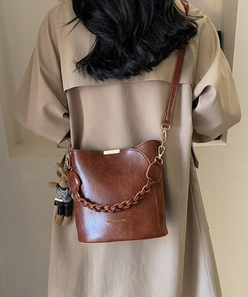 ショルダーバッグロープ編みハンドルバッグ レディース PUレザーバケツバッグチャーム付き こなれ感鞄 韓国風2way斜め掛けバッグ 高見えミニトートバッグレトロ 87XIUFENG-002