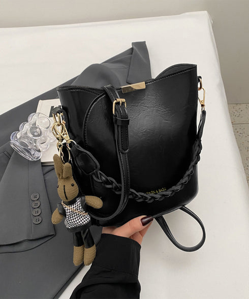 ショルダーバッグロープ編みハンドルバッグ レディース PUレザーバケツバッグチャーム付き こなれ感鞄 韓国風2way斜め掛けバッグ 高見えミニトートバッグレトロ 87XIUFENG-002