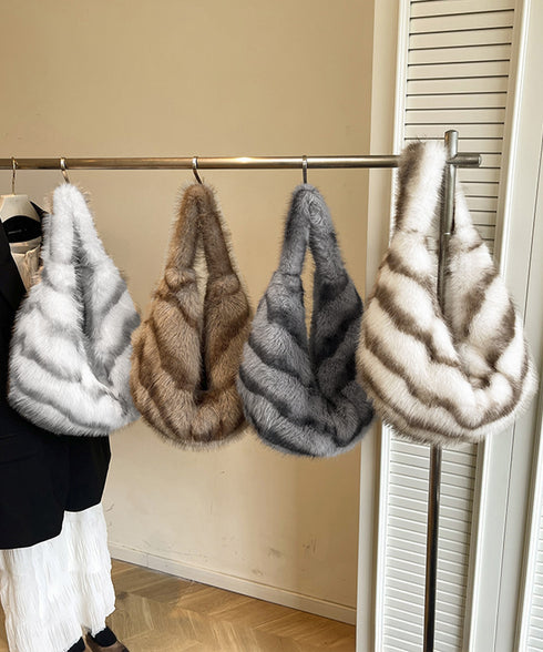 ハーフムーンファーショルダートートバッグ 韓国風フェイクファーバッグ レディース 三日月バッグおしゃれ鞄 肩掛けかばん大人きれいめ カジュアルバッグ 軽量鞄大容量 87XIUFENG-004