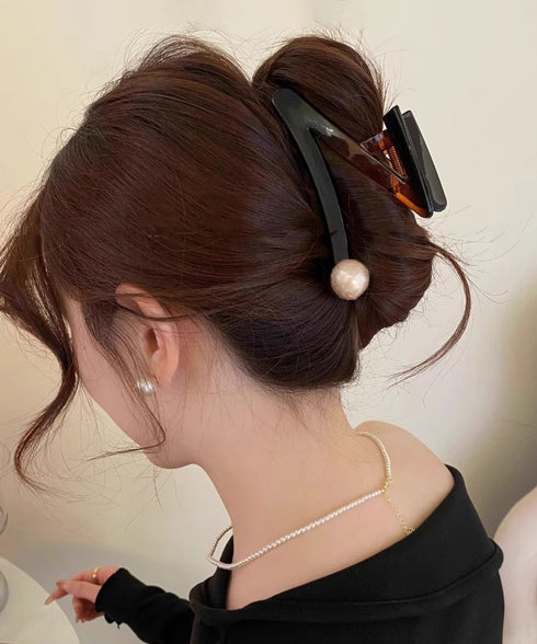 大粒パールバンスクリップ上品ヘアクリップ 大きめまとめ髪髪留め 上品大人かわいい おしゃれヘアアクセサリー 毛量多いヘアクリップ 韓国風フェミニン簡単ヘアアレンジ 87ZHUONI-002