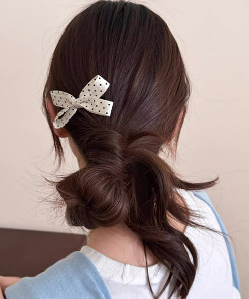 ドット柄 リボンヘアクリップ 大人可愛い おしゃれ ヘアアクセサリー レディース ヘアクリップ 清楚 まとめ髪 大人かわいい ヘアアレンジ フェミニン 簡単髪留め 88CXH-157