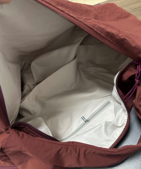 ワンショルダーバッグ大容量 ユニセックス カジュアル ショルダーバッグ レディース かばん 男女兼用 肩掛けカバン 軽い 通学バッグ シンプル ナイロンバッグ旅行 88CXH-095