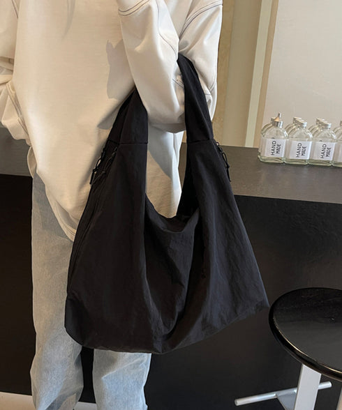 ワンショルダーバッグ大容量 ユニセックス カジュアル ショルダーバッグ レディース かばん 男女兼用 肩掛けカバン 軽い 通学バッグ シンプル ナイロンバッグ旅行 88CXH-095