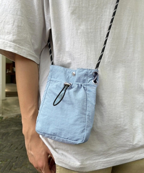 ミニ ショルダーバッグ レディース 軽量 可愛い 斜め掛けバッグ 小さめ 肩掛けかばん おしゃれ スクエアバッグ 韓国風 スマホバッグ コンパクト ナイロンバッグ 88CXH-103